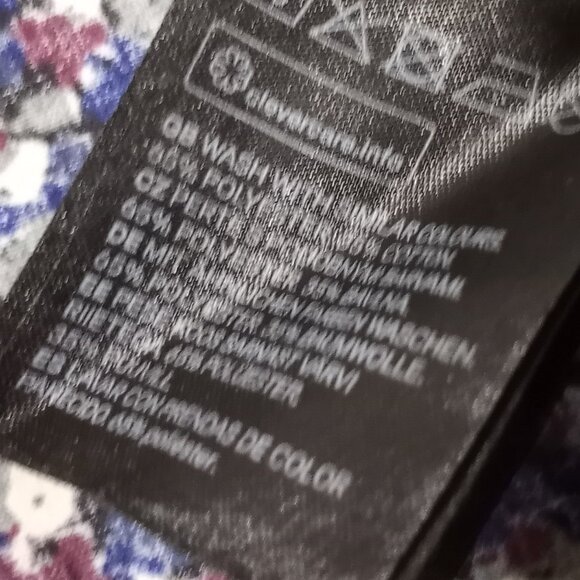 H&M MENS LONG SLEEVE CASUAL SHIRT PURPLE BLUE PATTERM SIZE XL - Picture 2 of 6